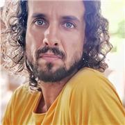 Native Brazilian Portuguese Tutor Offering Private Online Lessons for Creative Adults